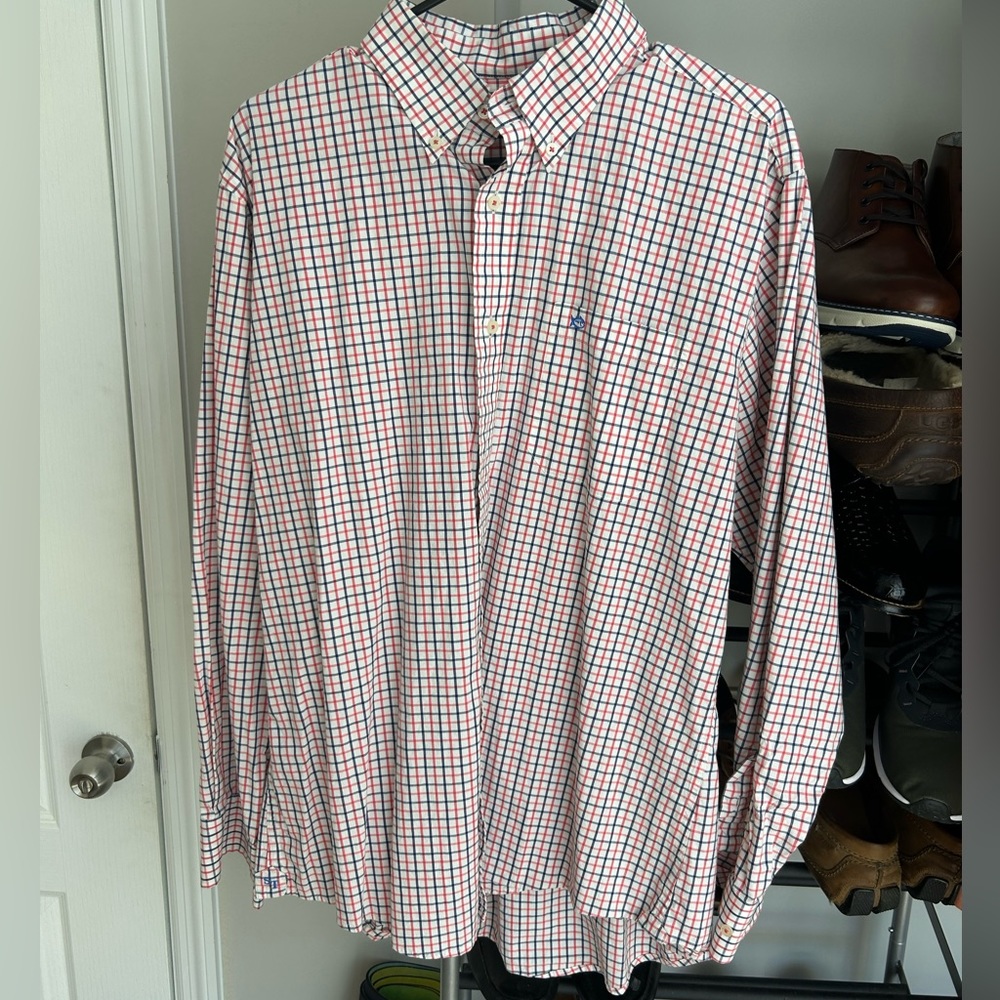 Southern Tide men’s dress shirt